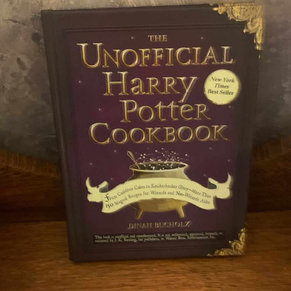 The Unofficial Harry Potter Cookbook - Purple Hardcover